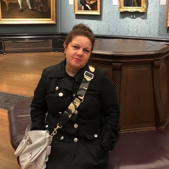 Meet your Posher, Diane - Picture 5 of 15